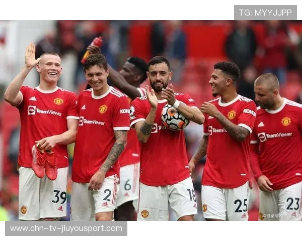 阿贾克斯进攻新策略：小范围渗透训练引领足球革新